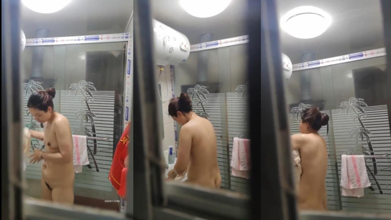 久久亚洲日韩一区二区综合精品